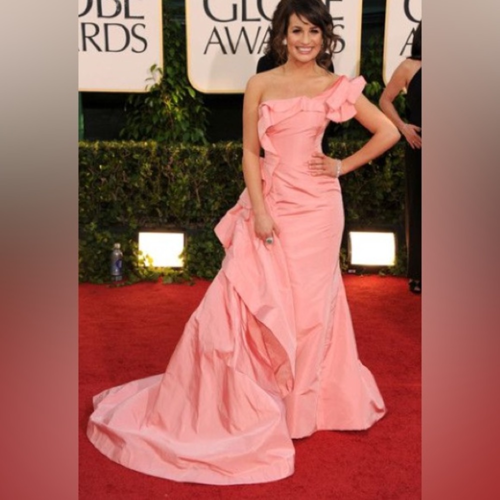 Gorgeous Oscar de La Renta Gown